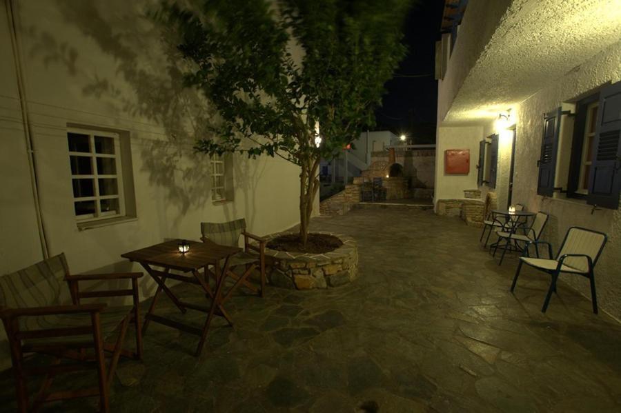 Aphrodite Hotel & Apartments Chora  Luaran gambar